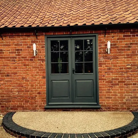 Chestnut Lodge Dereham Exterior photo